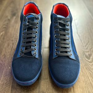 blue suede with red inner leather shoes. Red leather bottom soles. Size 9.5 M